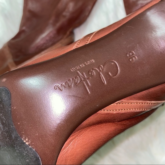 Cole Haan Brown heels boots. Size 9 - Picture 7 of 10